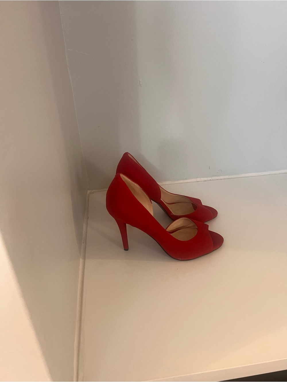 Nine West Red Suede Pumps. - Picture 7 of 7